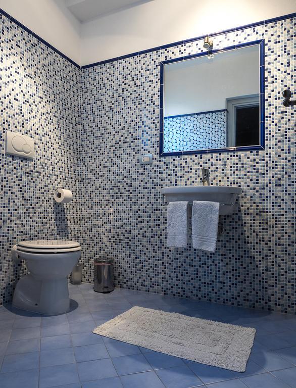 B&B Corte Degli Struzzi Pescia Romana Quarto foto